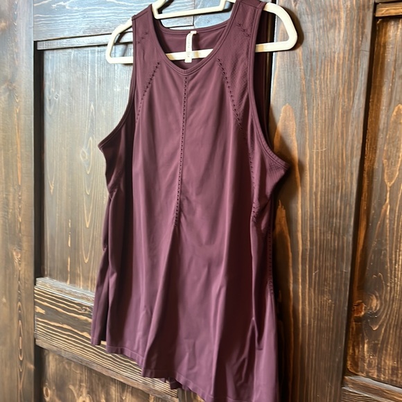 Athleta top - Picture 3 of 6